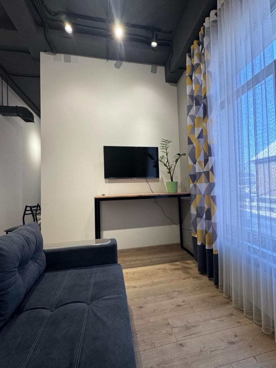 Muras Hostel Бишкек Экстерьер фото