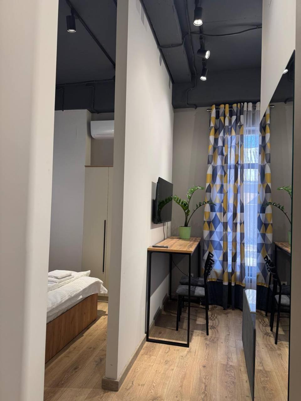Muras Hostel Бишкек Экстерьер фото